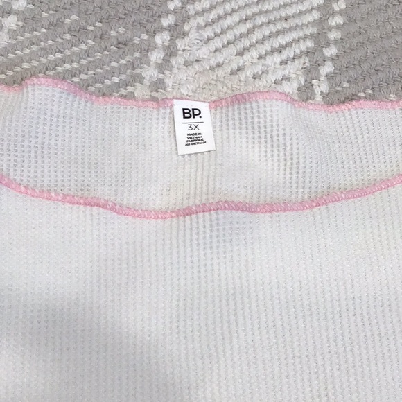 BP top - Picture 2 of 5